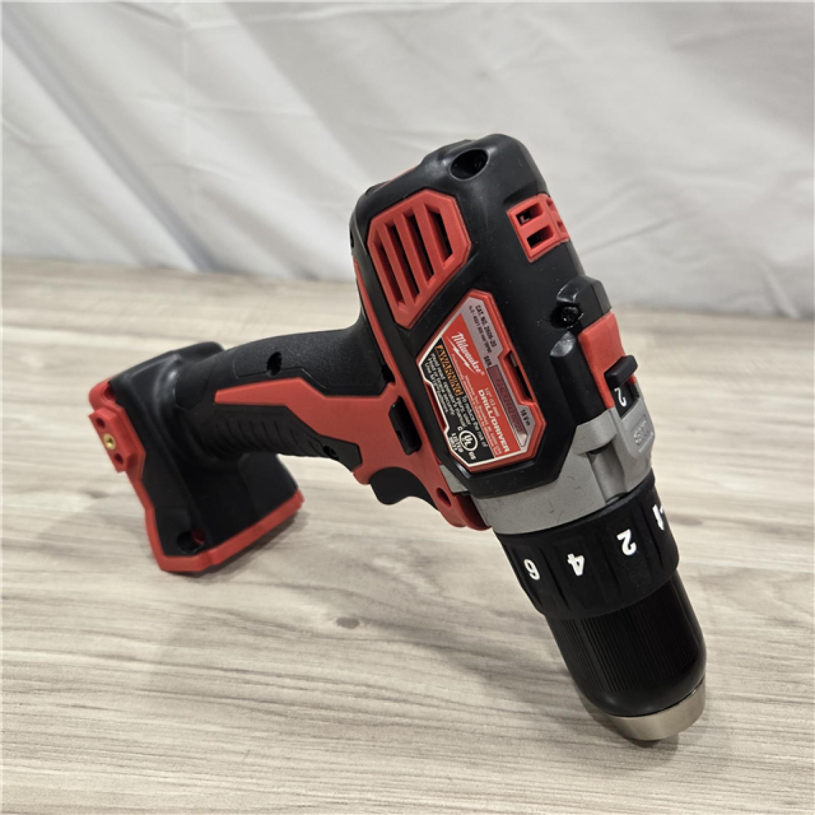 LIKE NEW! - Milwaukee 18V Cordless Brushed 2-Tool Drill/Driver and Impact Driver Kit