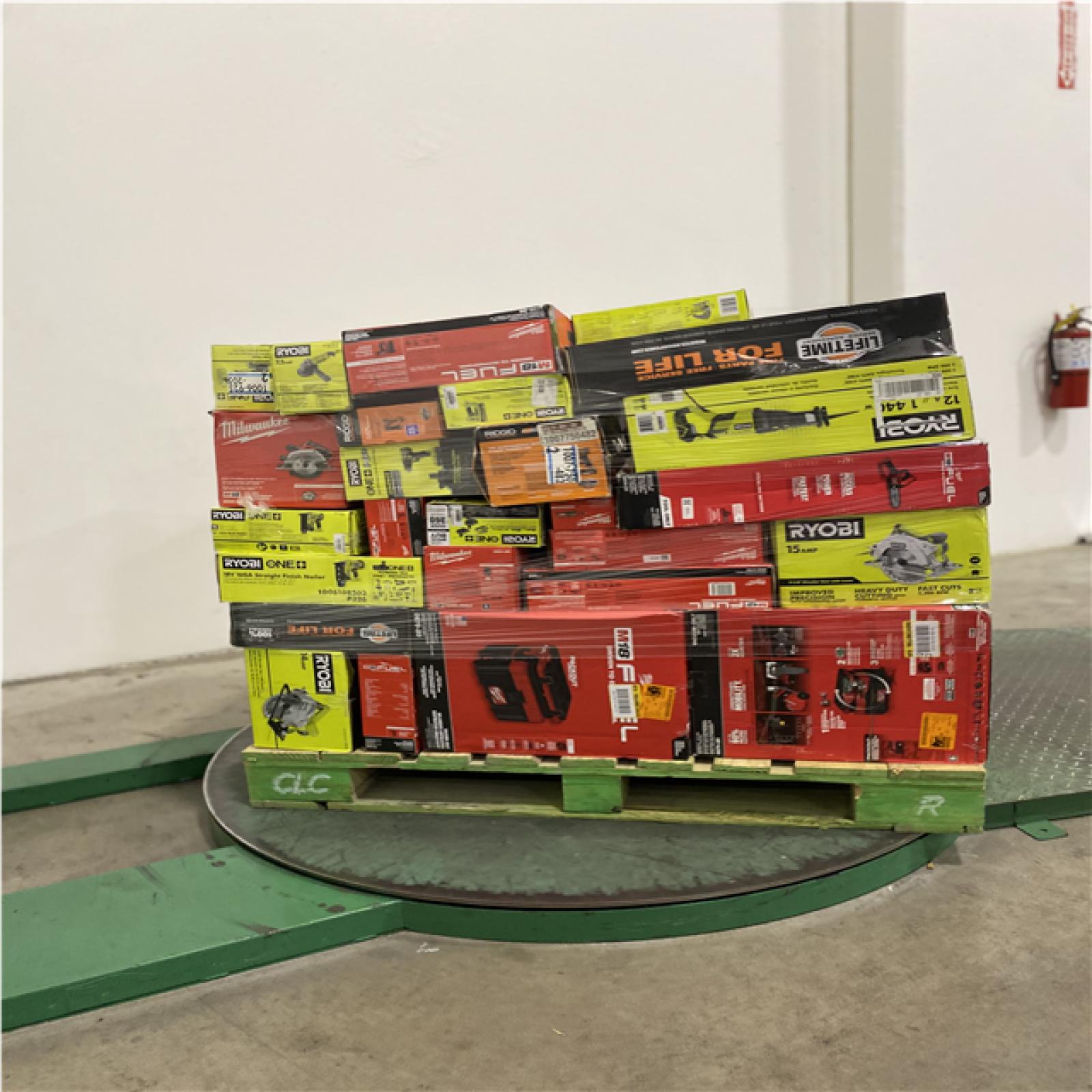 Dallas Location - As-Is Tool Pallet