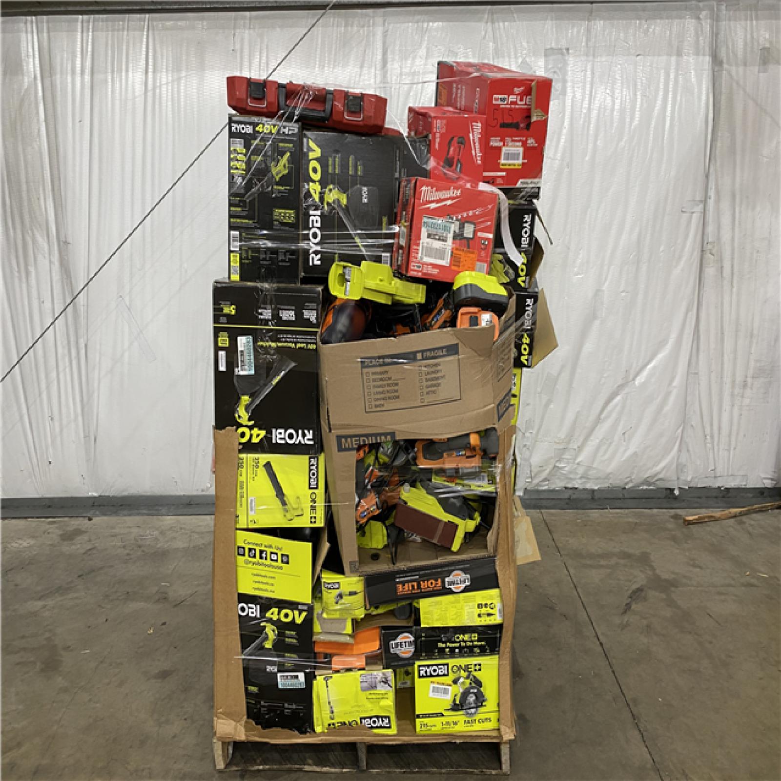 Houston Location AS IS - Outdoor Pallet