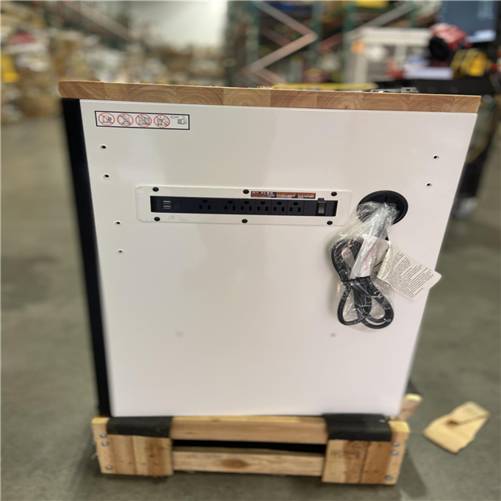 DALLAS LOCATION - Husky Tool Storage 61 in. W x 23 in. D Heavy Duty White Mobile Workbench Tool Chest
