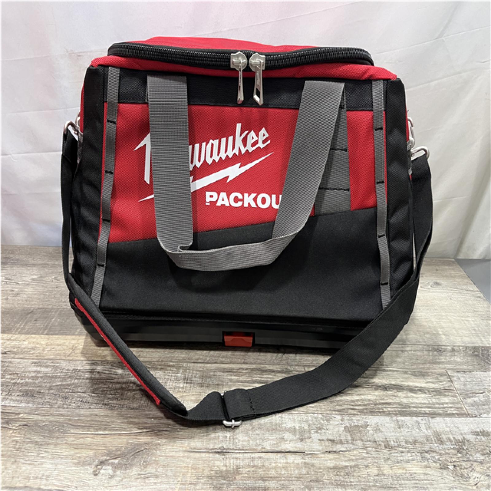 NEW - Milwaukee 20 in. PACKOUT Tool Bag/Tote