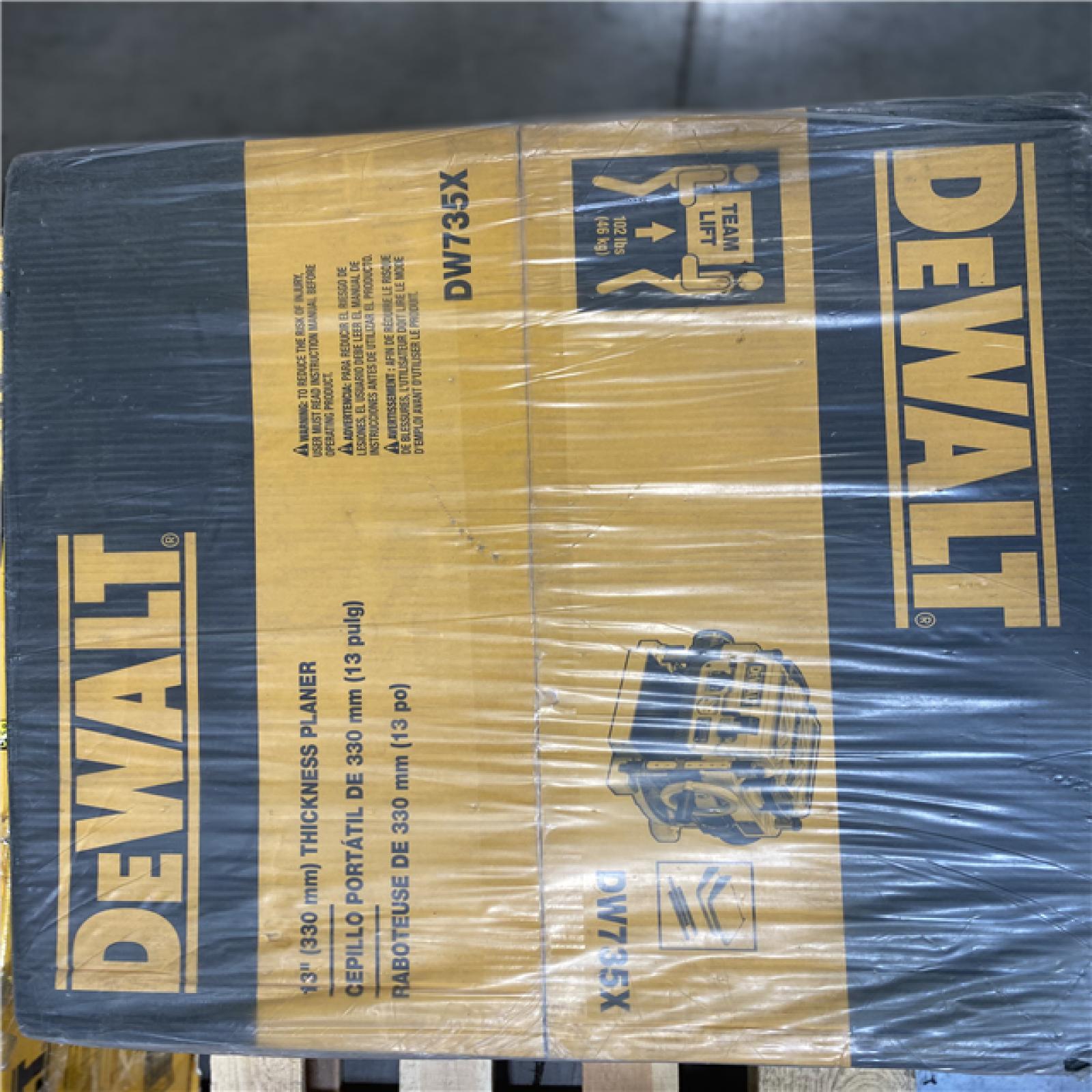 Dallas Location - NEW-  DEWALT 13 2 Speed 3-Knife Thickness Planer