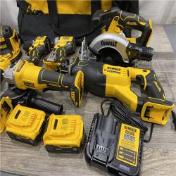 AS-IS DEWALT Atomic 20V Lithium-Ion Cordless Compact 1/2 in. Drill/Driver Kit