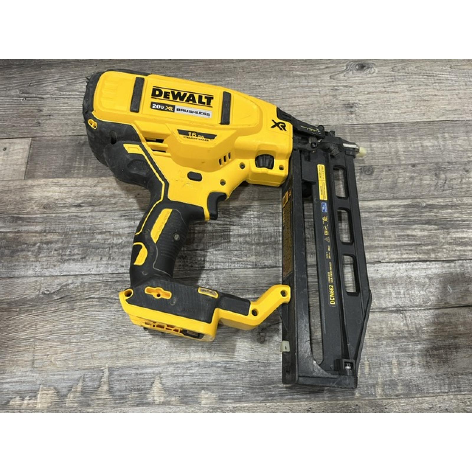 AS-IS DEWALT 20V MAX XR 16-Gauge Lithium-Ion Cordless Finish Nailer (Tool Only)