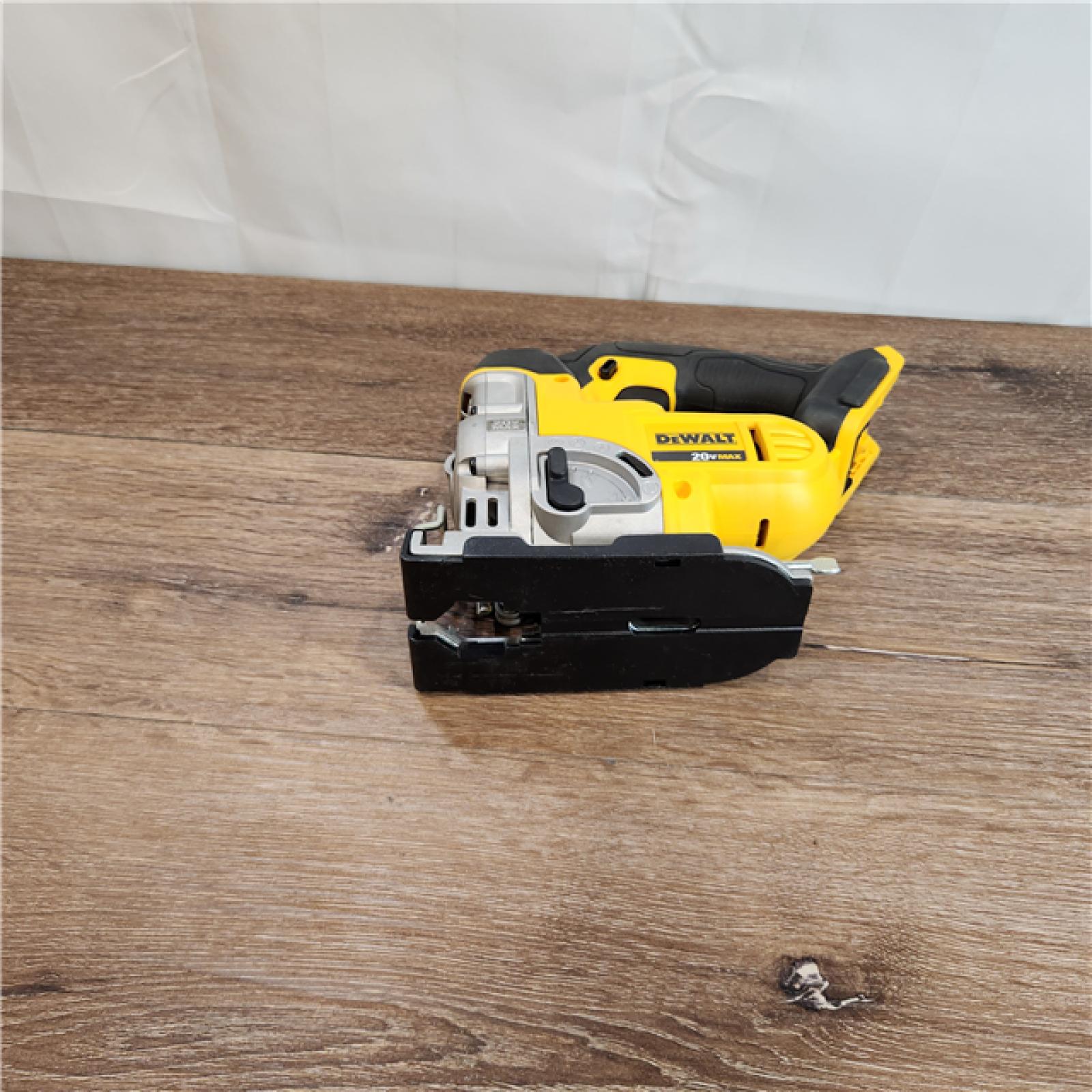 AS-IS DEWALT 20V MAX Cordless Jig Saw (Tool Only)