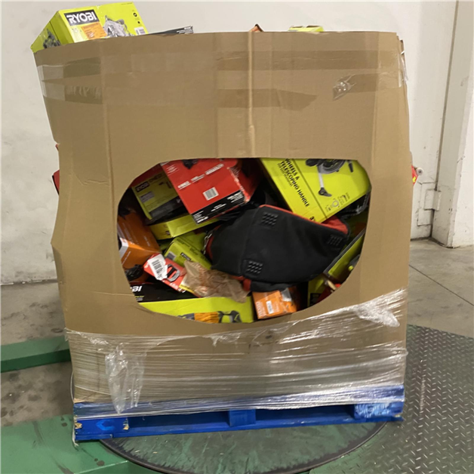 DALLAS LOCATION- AS-IS TOOLS PALLET