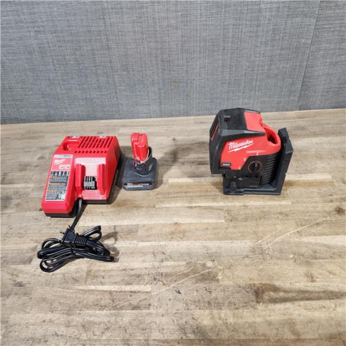 HOUSTON LOCATION - AS-IS Milwaukee Green 125 Ft. Cross Line and Plumb Points Laser Level Kit