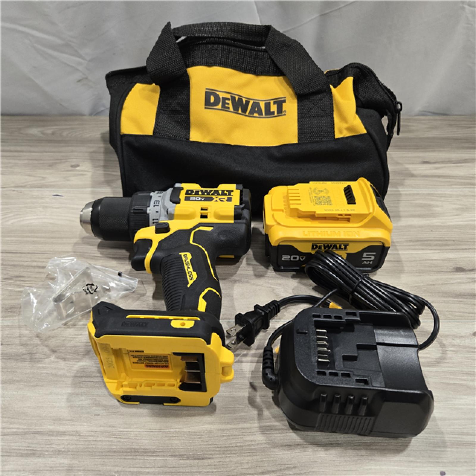 AS-IS DEWALT 20V MAX XR Cordless Drill/Driver Kit