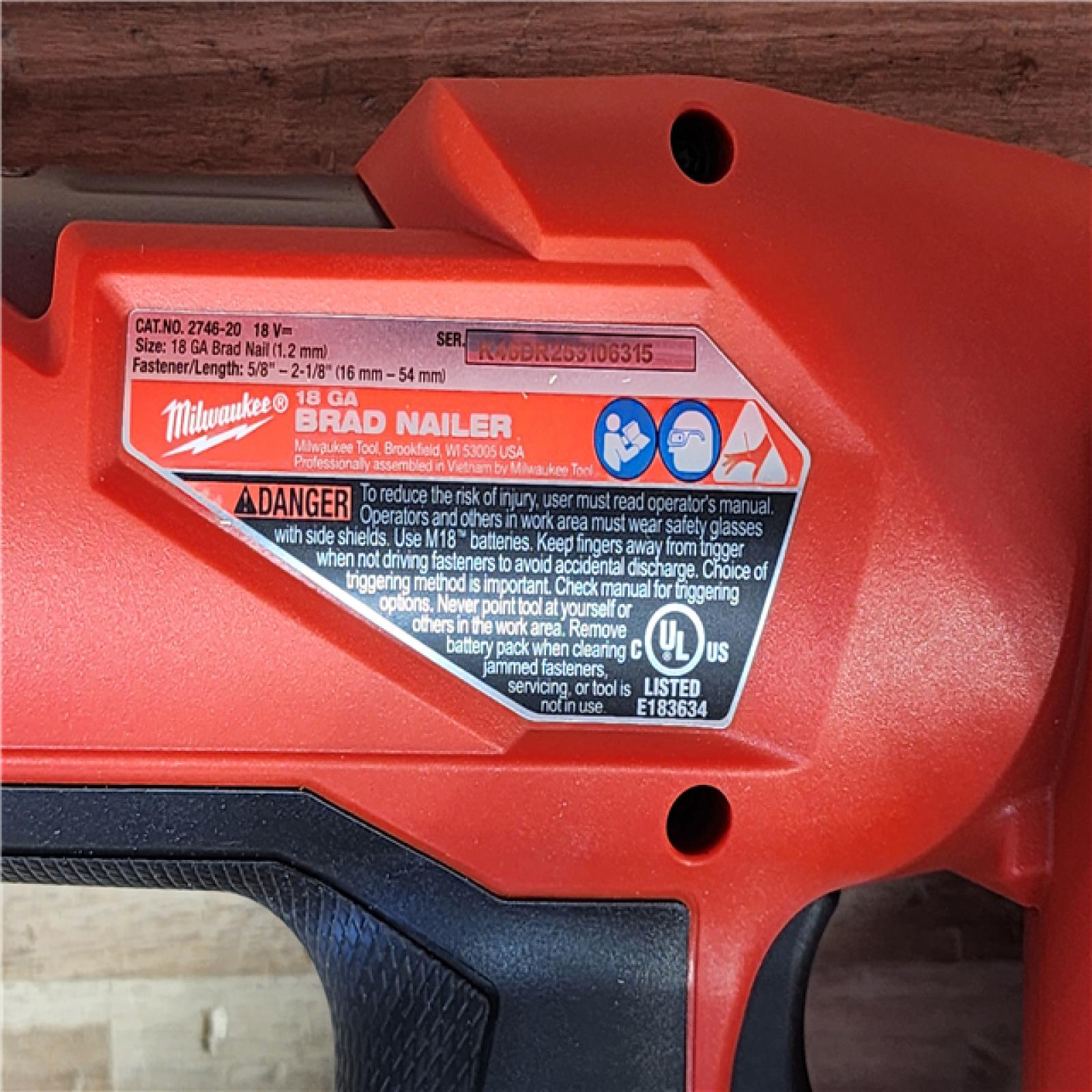 HOUSTON LOCATION - AS-IS (APPEARS LIKE NEW) Milwaukee  FUEL 18-Volt Lithium-Ion Brushless Cordless Gen II 18-Gauge Brad Nailer (Tool-Only)