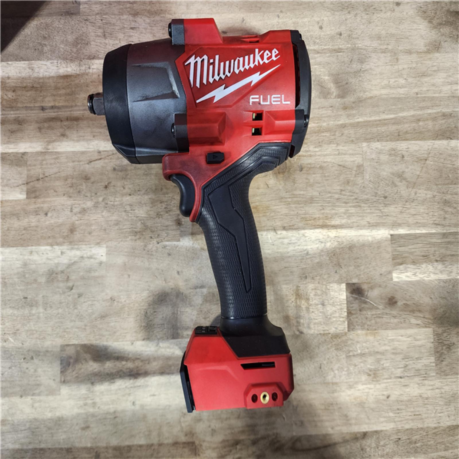 HOUSTON LOCATION - AS-IS Milwaukee M18 1/2 in. Cordless Brushless High Torque Impact Wrench Kit (Battery & Charger)