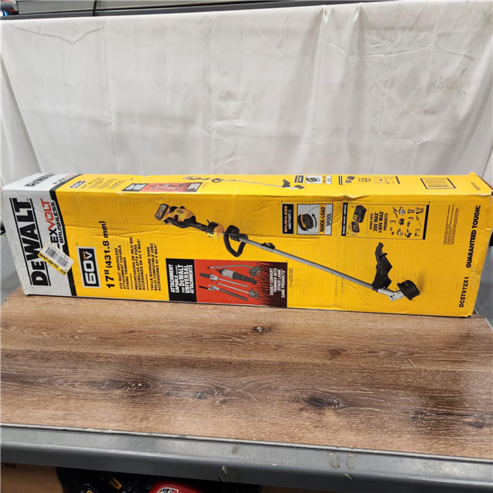 AS-IS DEWALT DCST972X1 FLEXVOLT 60V MAX Lithium-Ion Brushless Cordless Attachment Capable 17 String Trimmer (only tool)
