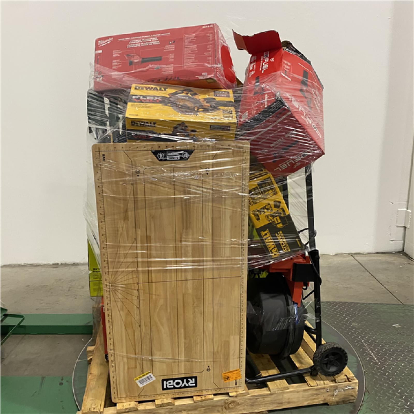 Dallas Location - As-Is Tool Pallet