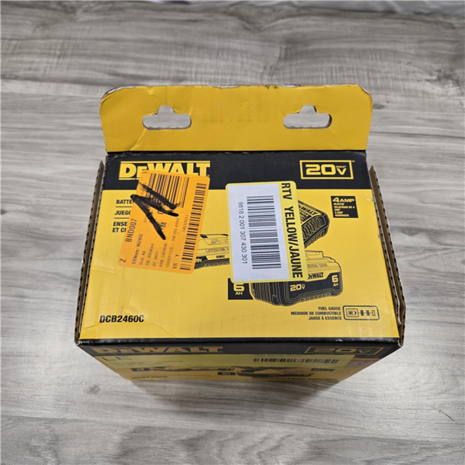LIKE NEW! - DEWALT 20V MAX 6.0Ah and 4.0Ah Battery and Charger Starter Kit