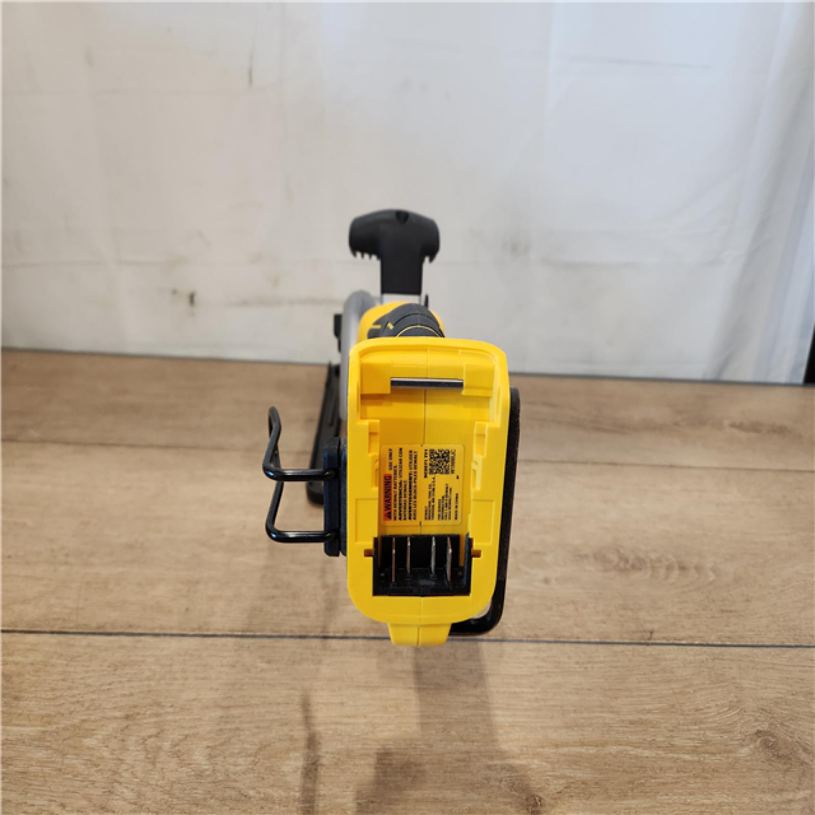 AS-IS- DEWALT ATOMIC 20V MAX Cordless Brushless 4-1/2 in. Circular Saw (Tool Only)