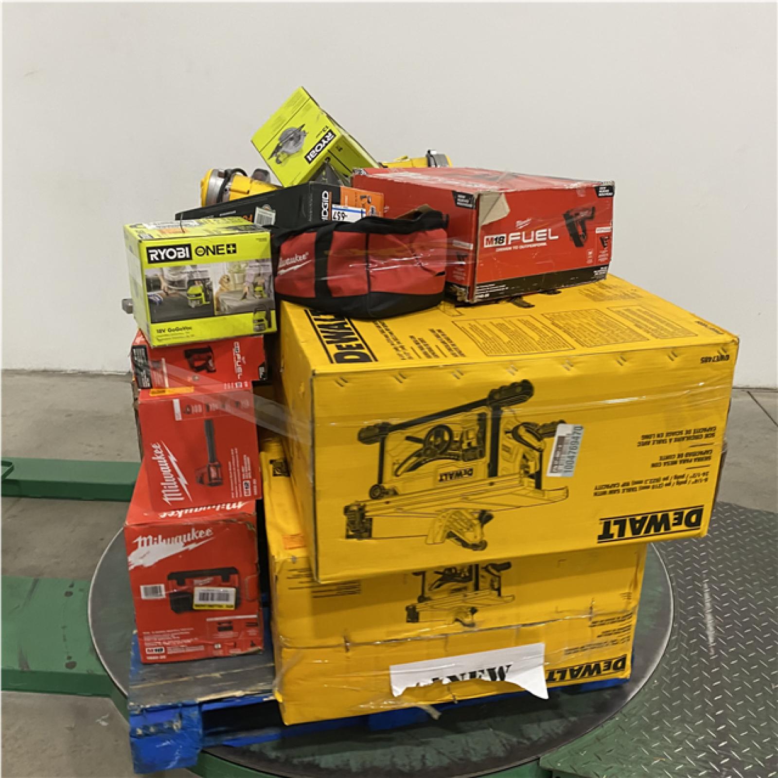Dallas Location - As-Is Tool Pallet