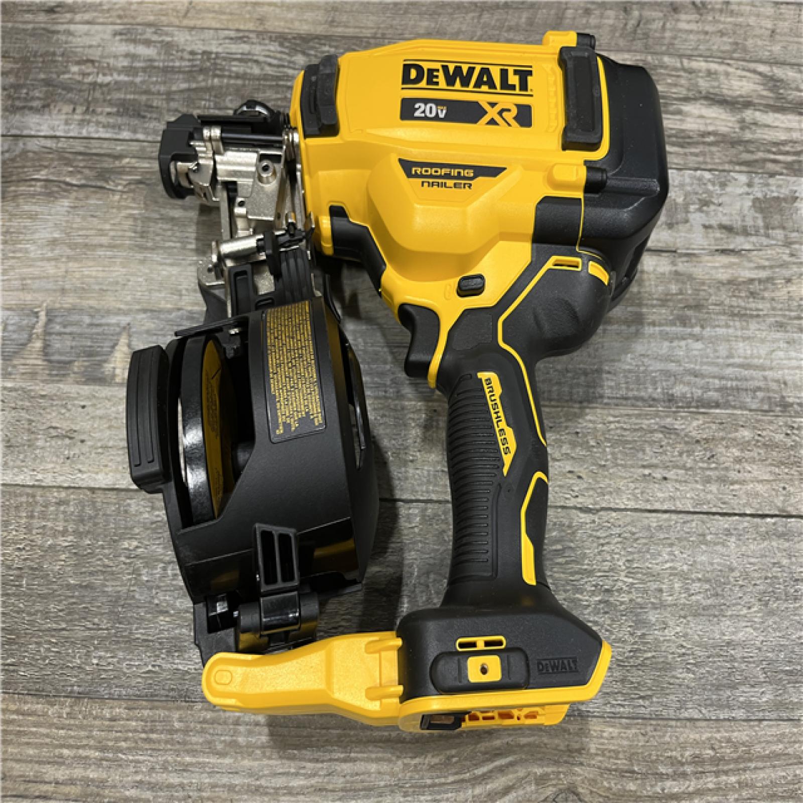 AS-IS DEWALT 20V MAX Lithium-Ion 15-Degree Electric Cordless Roofing Nailer Kit