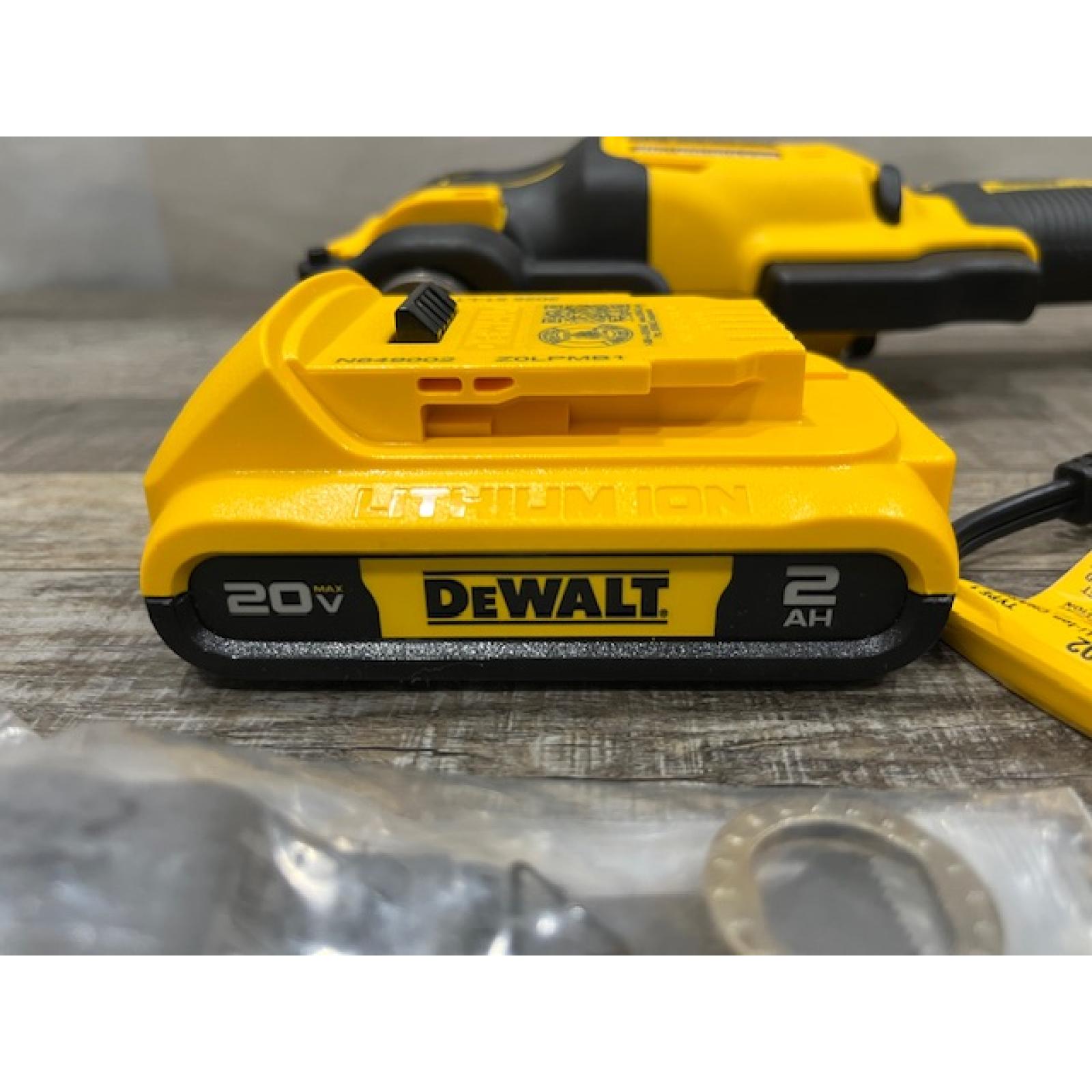 AS-IS DEWALT ATOMIC 20V MAX Cordless Brushless Oscillating Multi Tool Kit