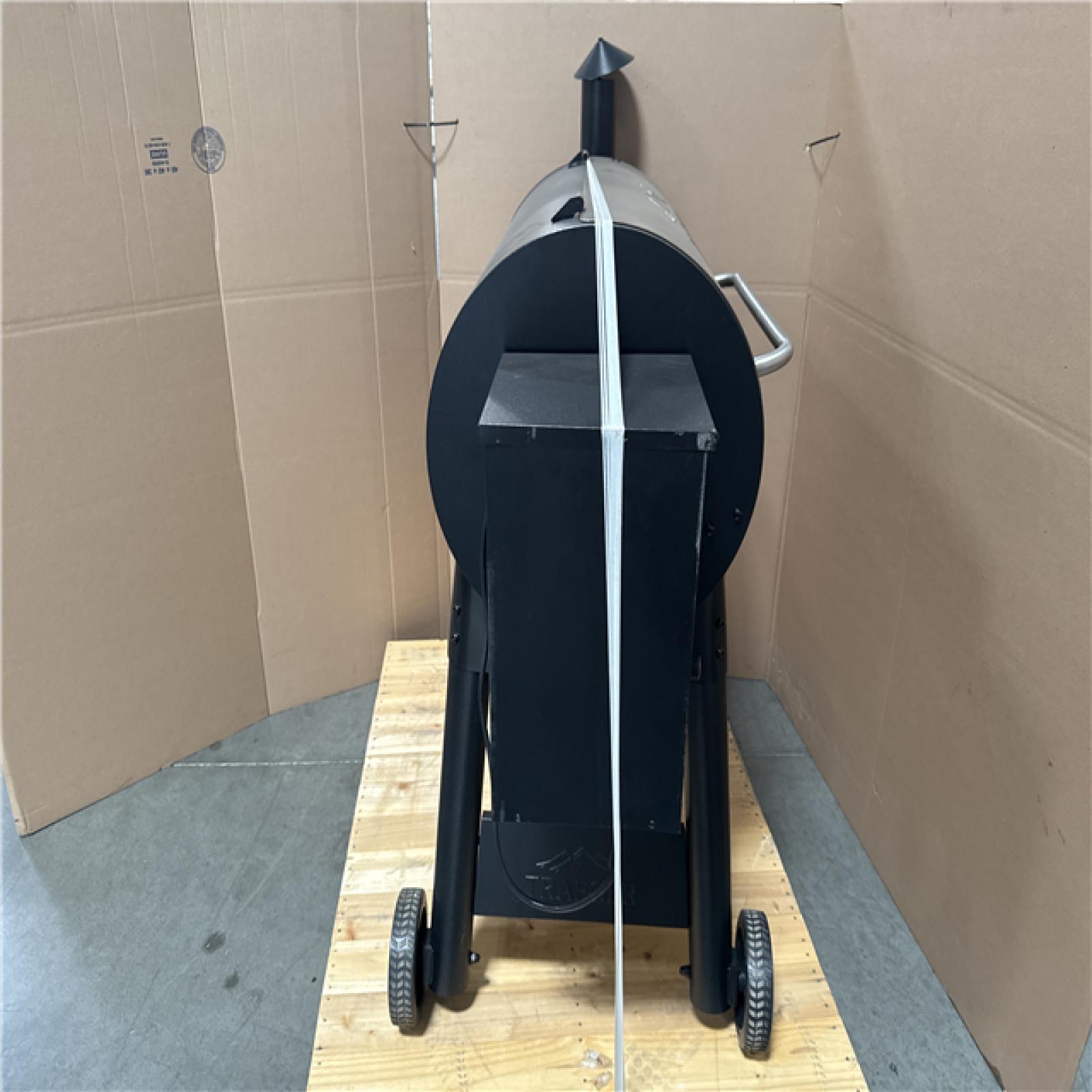CALIFORNIA AS IS TRAEGER PRO 34 HOME IMPROVEMENT PALLET