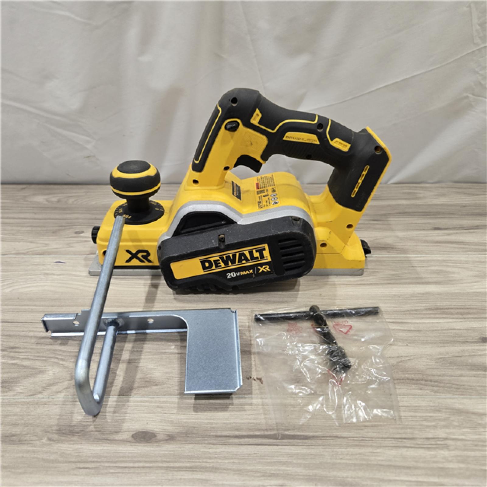 AS-IS DEWALT DCP580B 20V MAX Planer (Tool-Only)
