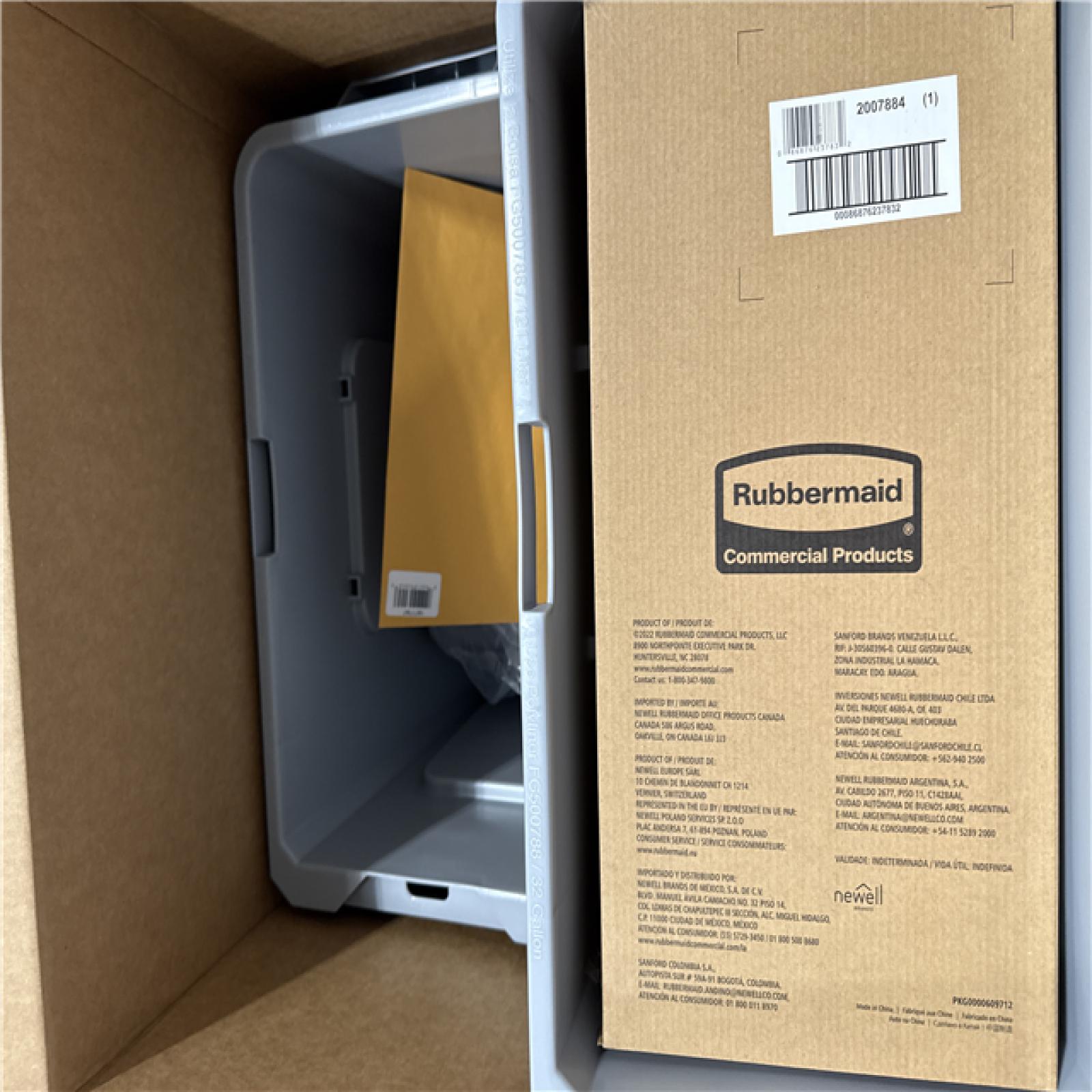 California NEW Rubbermaid Slim Jim Recycling Station 3 Stream Kit