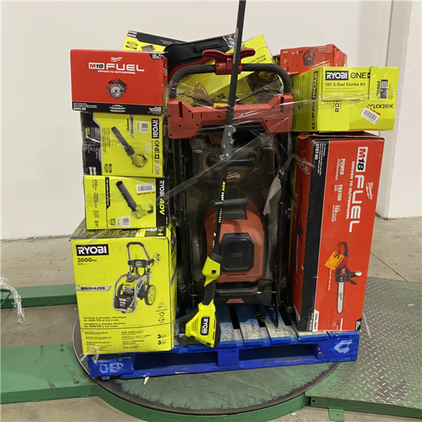 Dallas Location - As-Is Tool Pallet