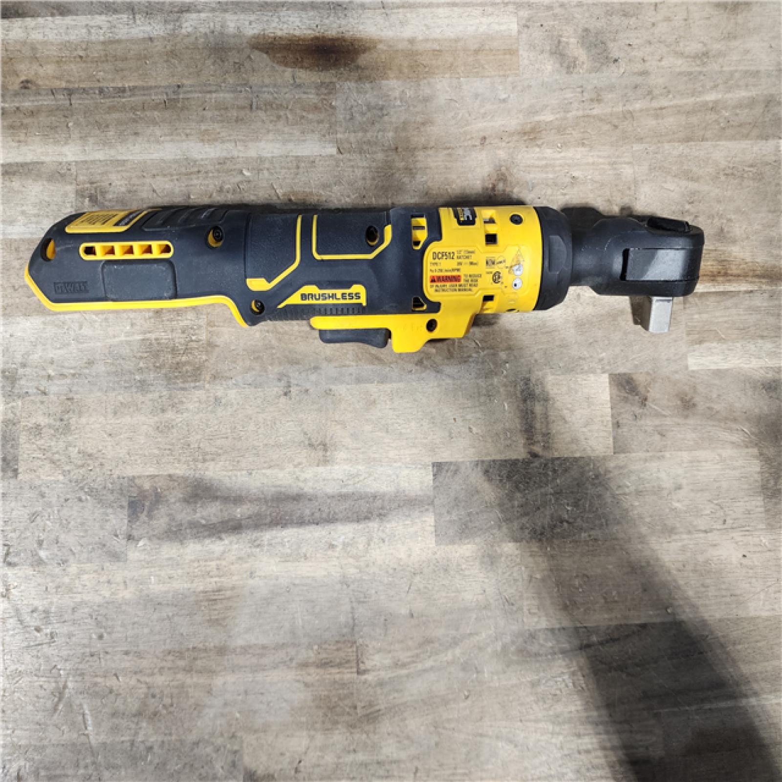 HOUSTON LOCATION - AS-IS DeWalt DCF512 18v XR Cordless 1/2 Drive Open Head Ratchet Wrench W/ BATTERY & CHARGER