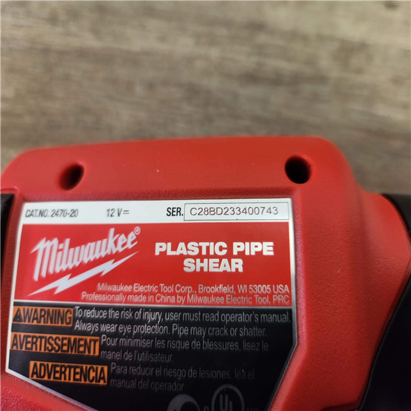 Phoenix Location NEW Milwaukee M12 12V Lithium-Ion Cordless PVC Pipe Shear (Tool-Only)