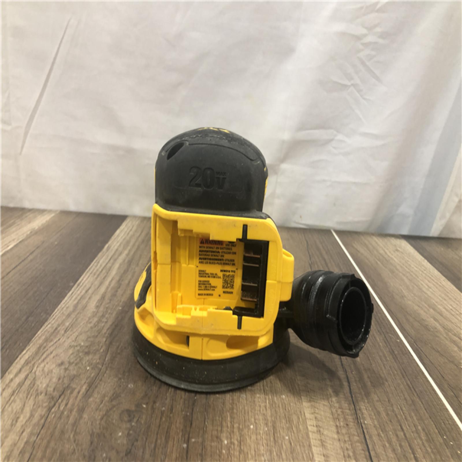 AS-IS DEWALT 20V MAX XR Cordless Brushless 5 in. Random Orbital Sander (Tool Only)