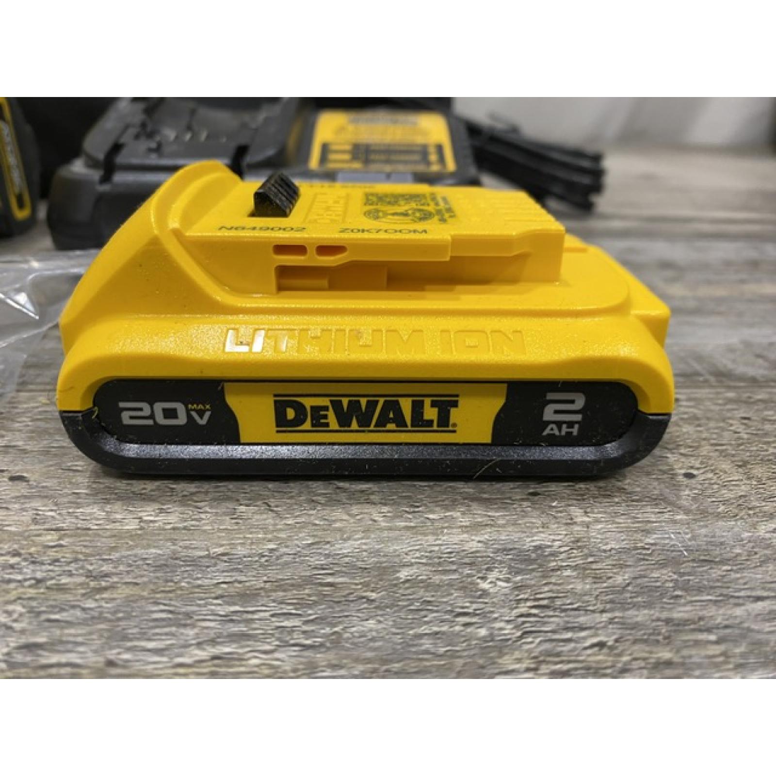 AS-IS DEWALT Atomic 20V Max Lithium-Ion Brushless Cordless Compact 1/4 in. Impact Driver Kit