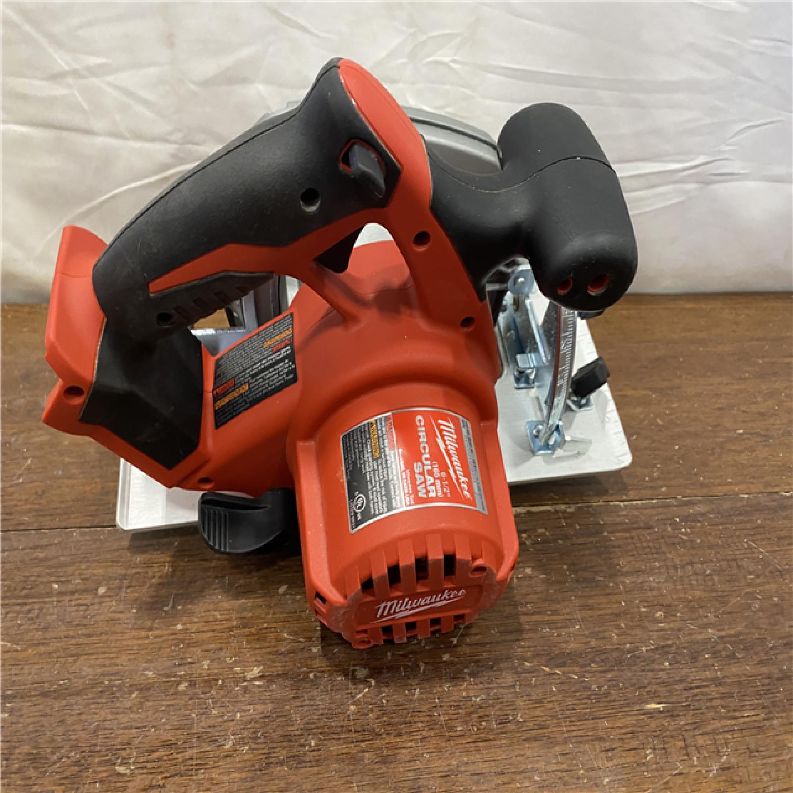 AS-IS Milwaukee 2630-20 M18 Cordless 6-1/2 Circular Saw Bare Tool Only - All