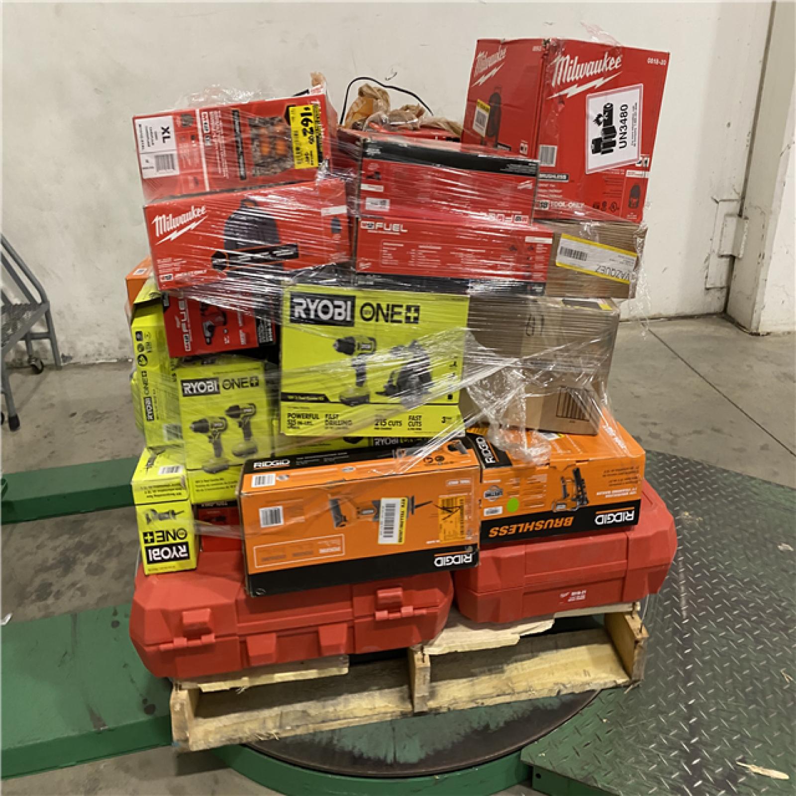 Dallas Location - As-Is Tool Pallet