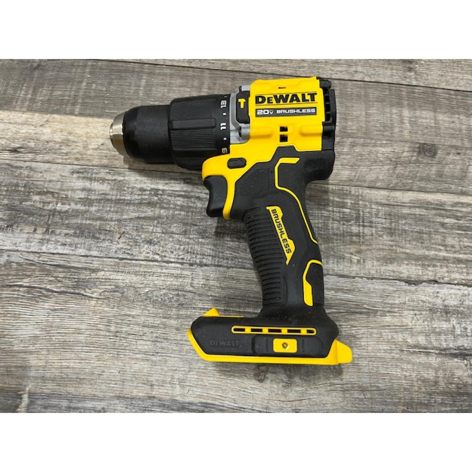 AS-IS DEWALT ATOMIC 20V Lithium-Ion Cordless 1/2 in. Hammer Drill Kit