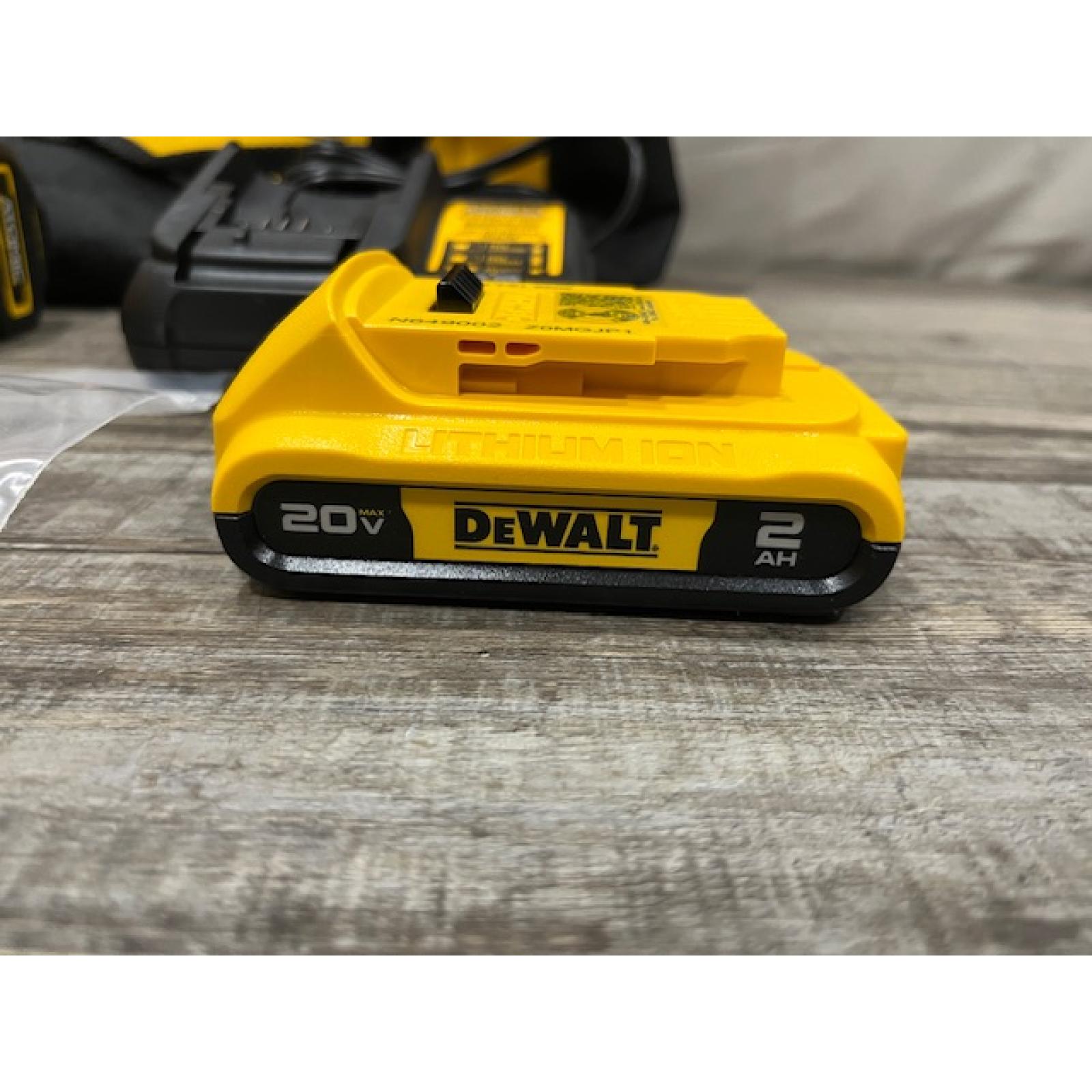 AS-IS DEWALT Atomic 20V Max Lithium-Ion Brushless Cordless Compact 1/4 in. Impact Driver Kit