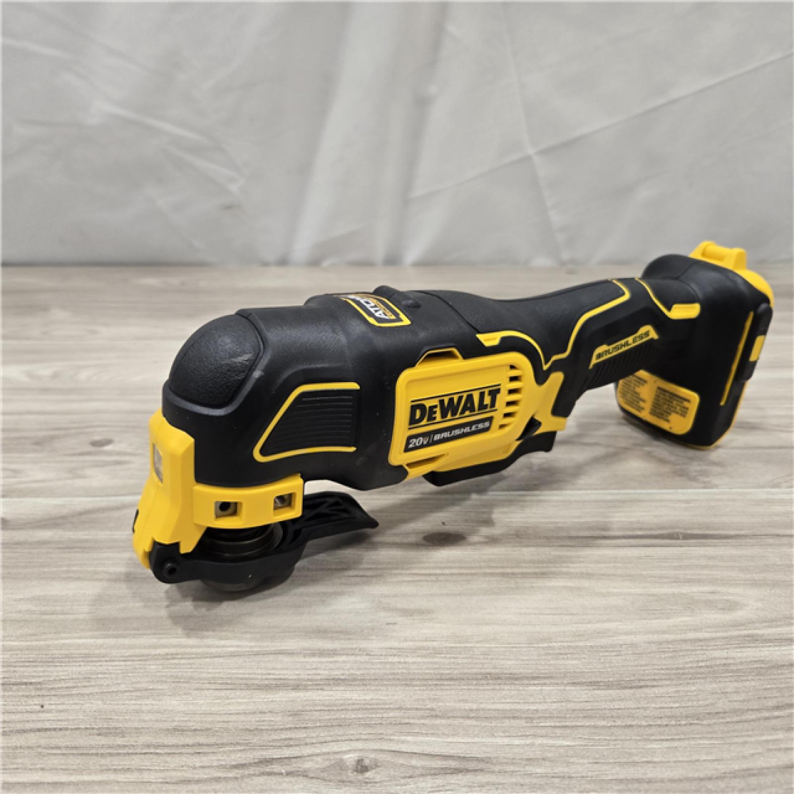 AS-IS DEWALT ATOMIC 20V MAX Cordless Oscillating Multi Tool (Tool Only)