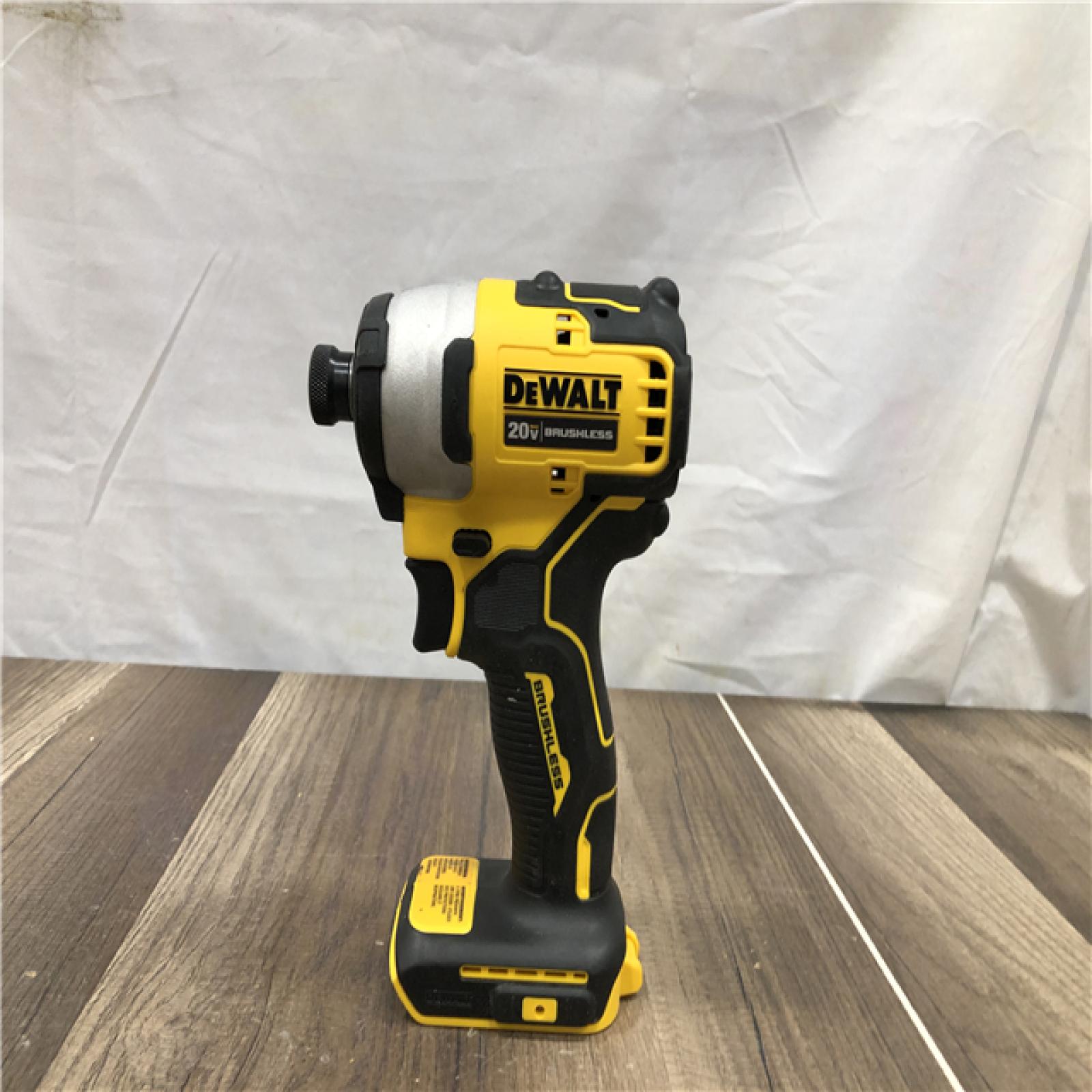 AS-IS DEWALT Atomic 20V Max Lithium-Ion Brushless Cordless Compact 1/4 in. Impact Driver Kit