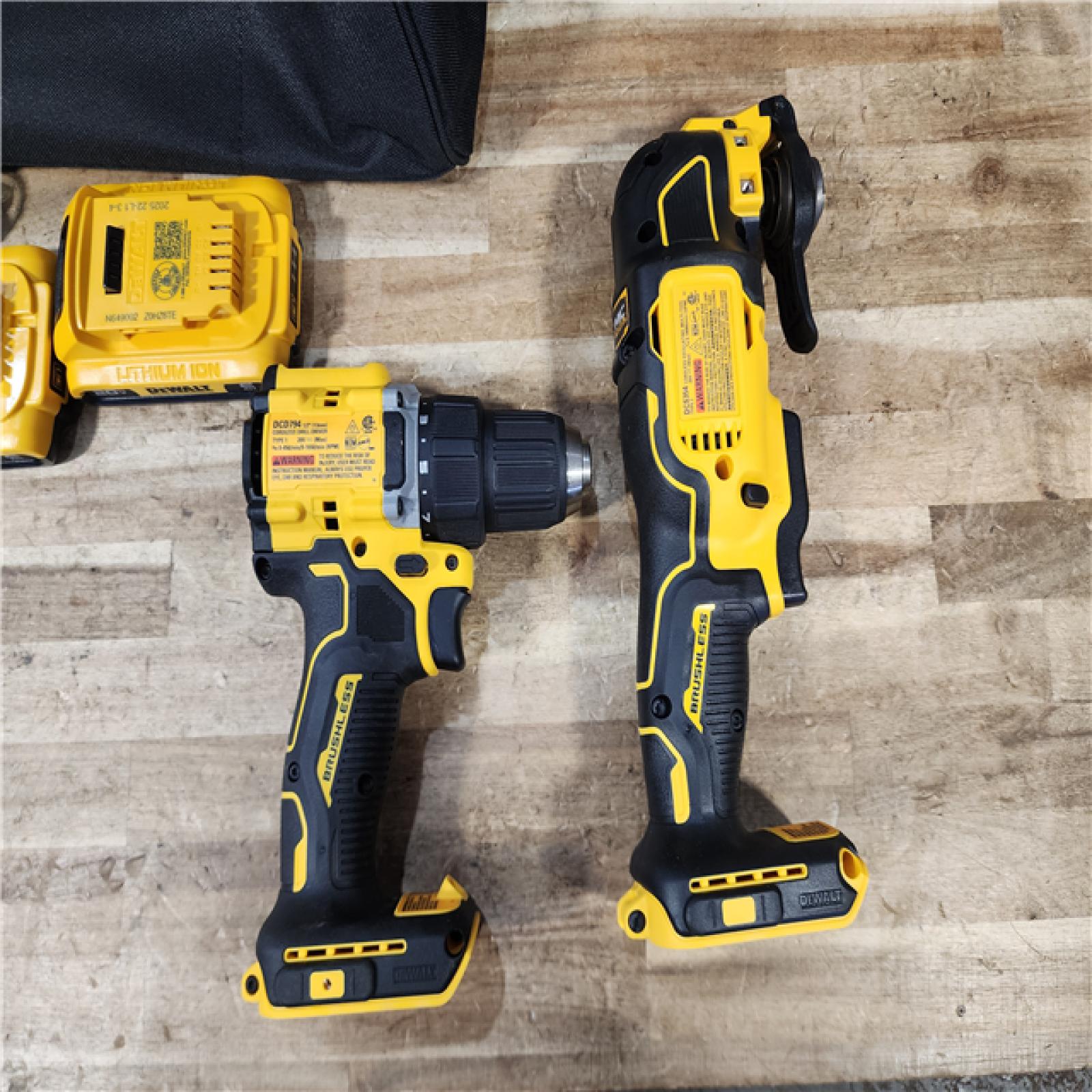 HOUSTON LOCATION - AS - IS DEWALT ATOMIC 20-Volt Lithium-Ion Cordless Brushless (2-Tool) Combo Kit