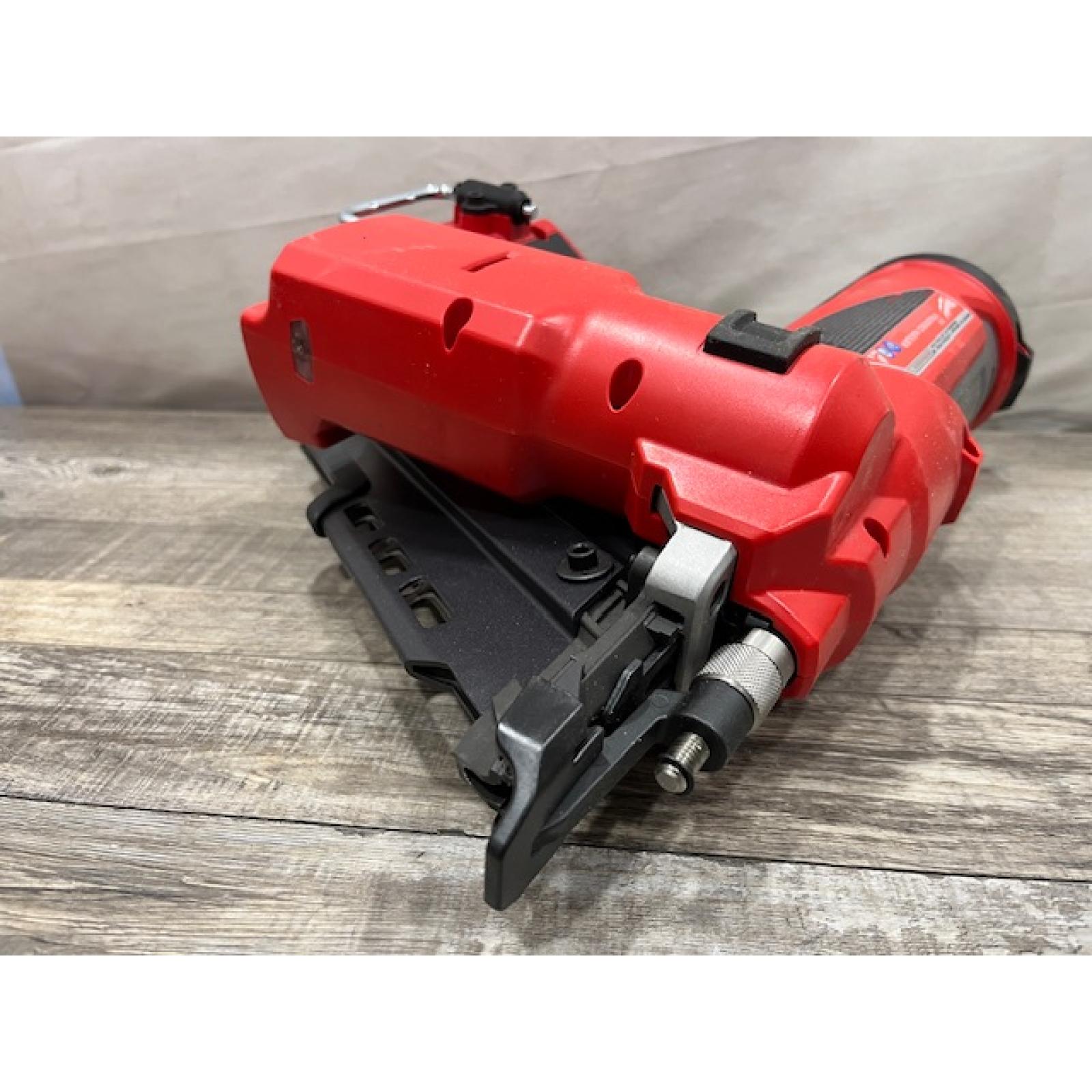 AS-IS Milwaukee FUEL 3-1/2 in. 18-Volt 30-Degree Lithium-Ion Brushless Cordless Framing Nailer (Tool-Only)