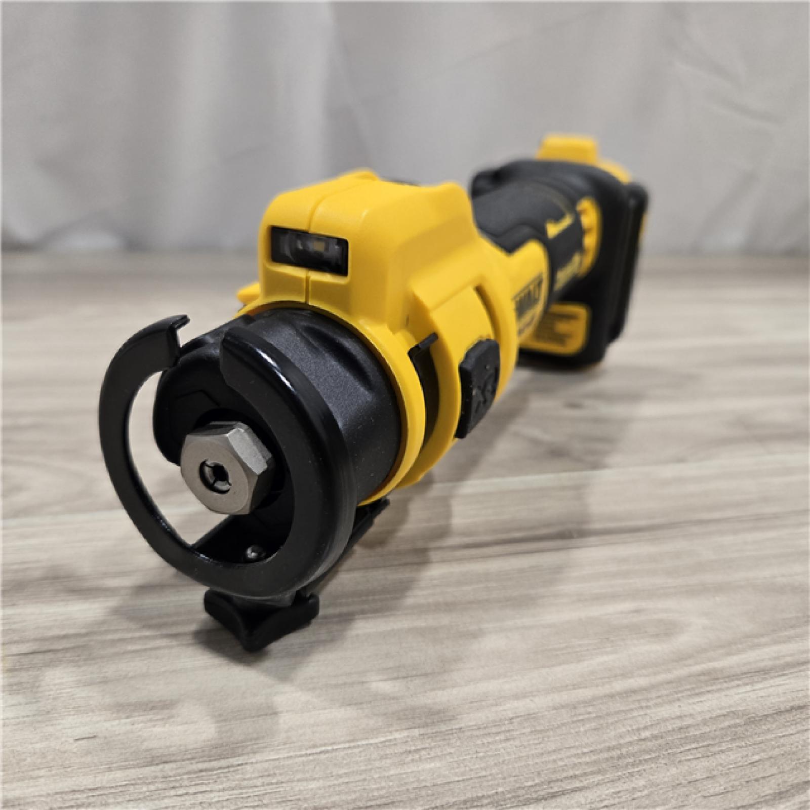 AS-IS DEWALT 20V MAX Cordless Cut-Out Tool (Tool-Only)