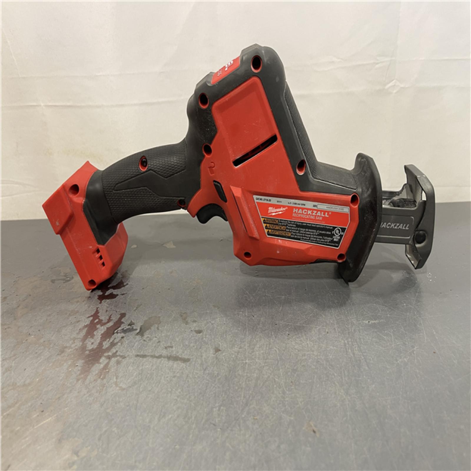 AS-IS - Milwaukee FUEL 18V Lithium-Ion Brushless Cordless HACKZALL Reciprocating Saw