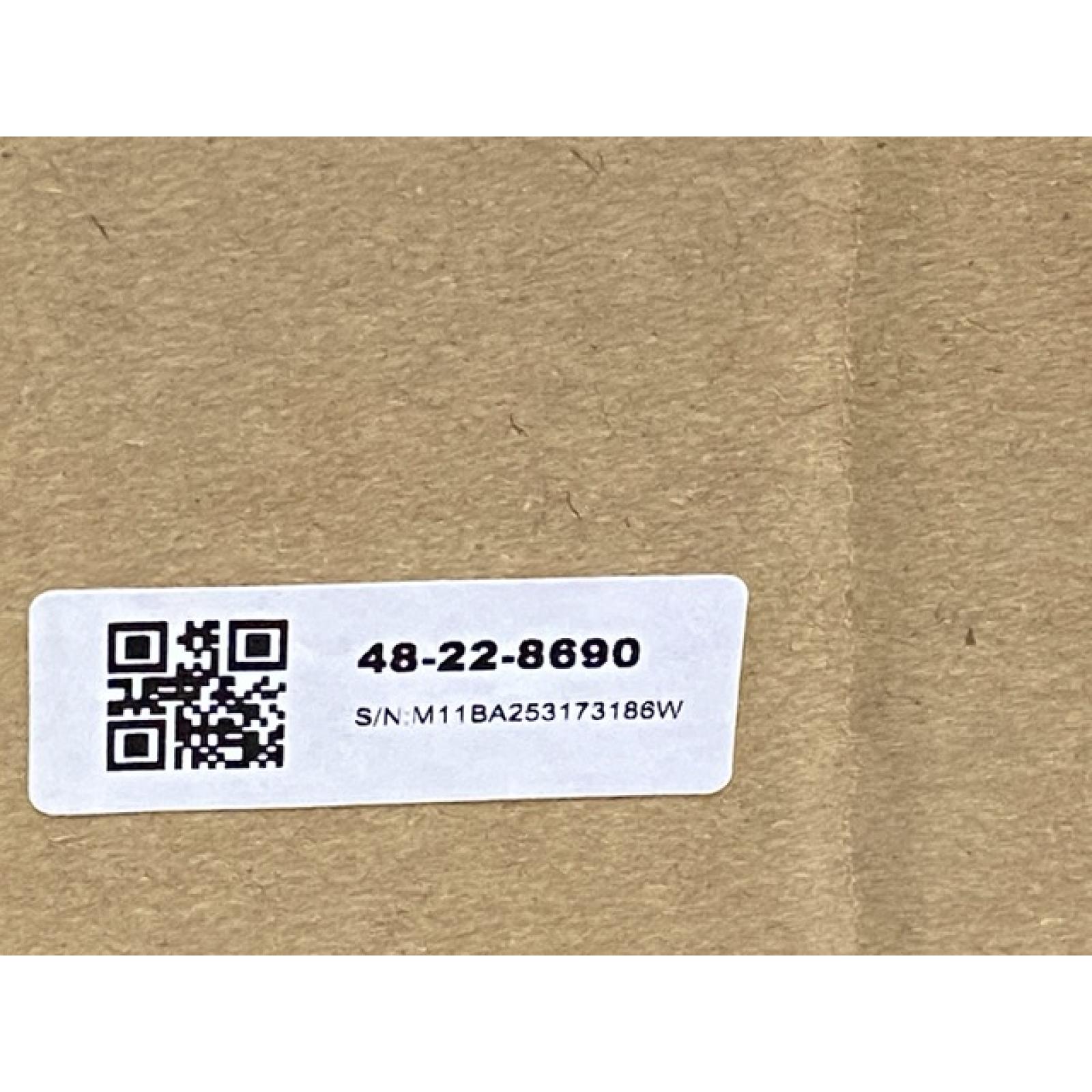 NEW - Milwaukee 1/8 in. to 6 in. Portable Leveling Tripod Chain Vise Stand