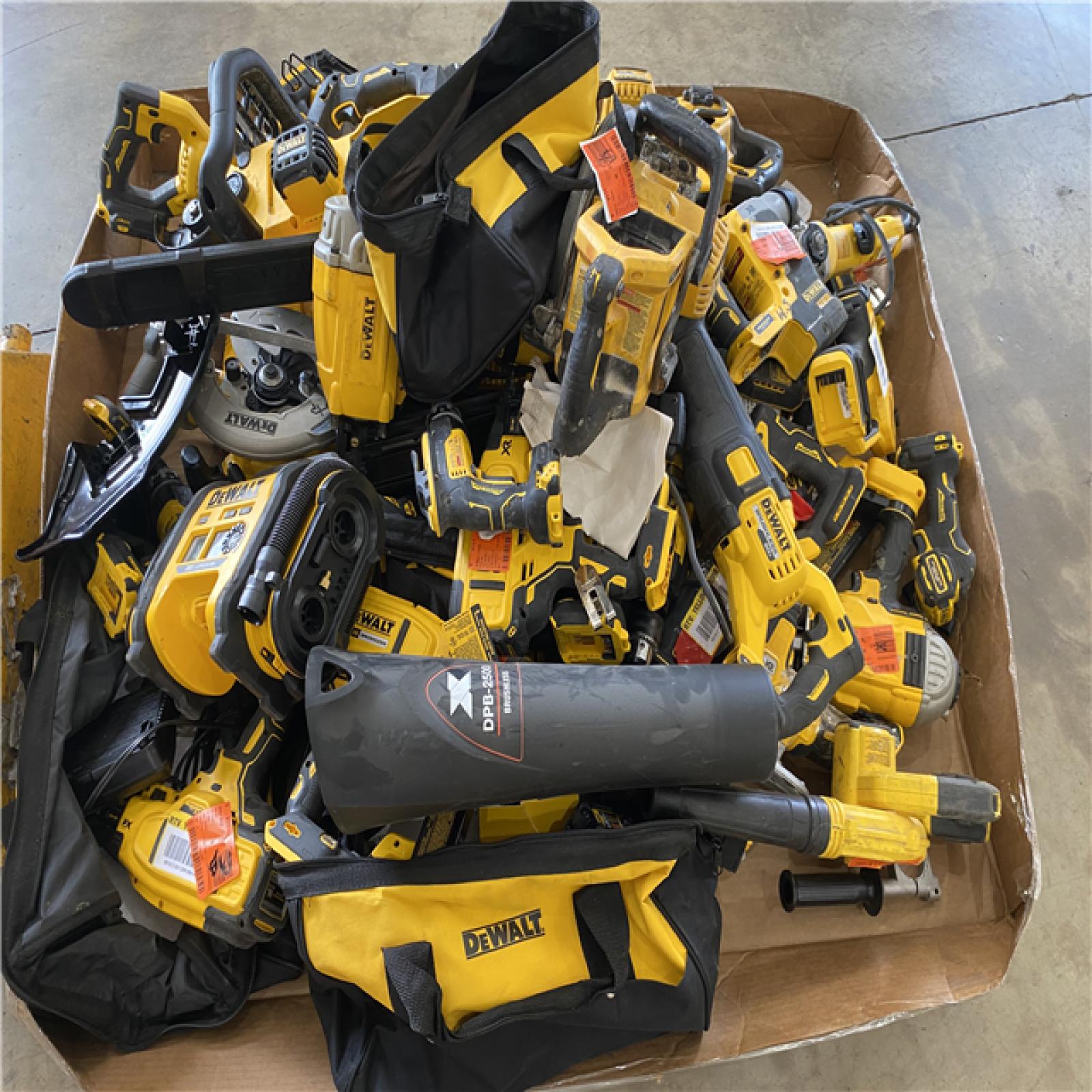 Houston Location AS IS - Tool Pallet