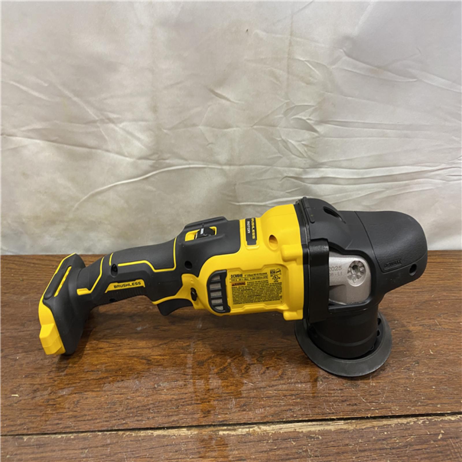 AS-IS DeWalt 20V MAX XR Cordless Brushless 5 in. Variable Speed Random Orbit Polisher (Tool Only)