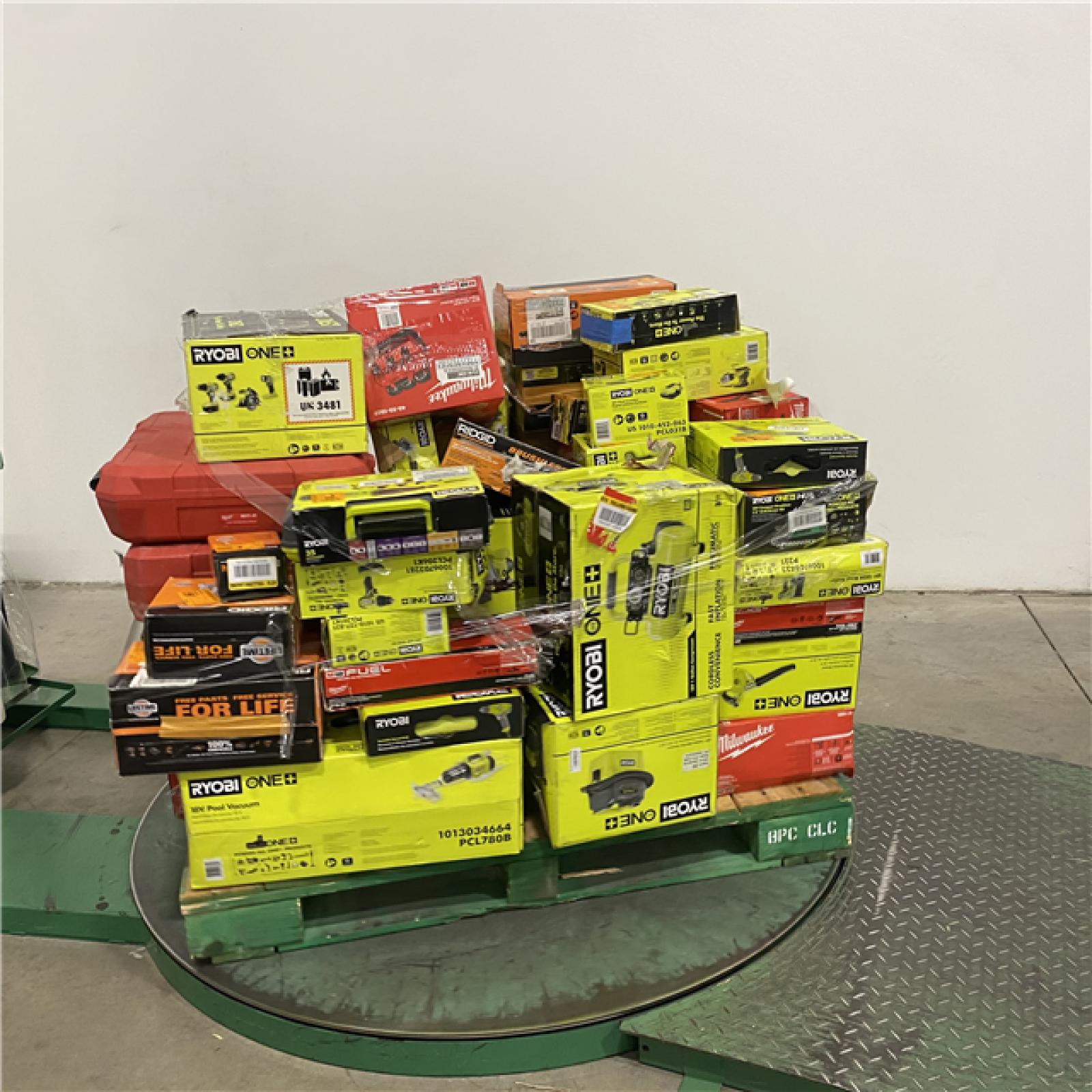 Dallas Location - As-Is Tool Pallet