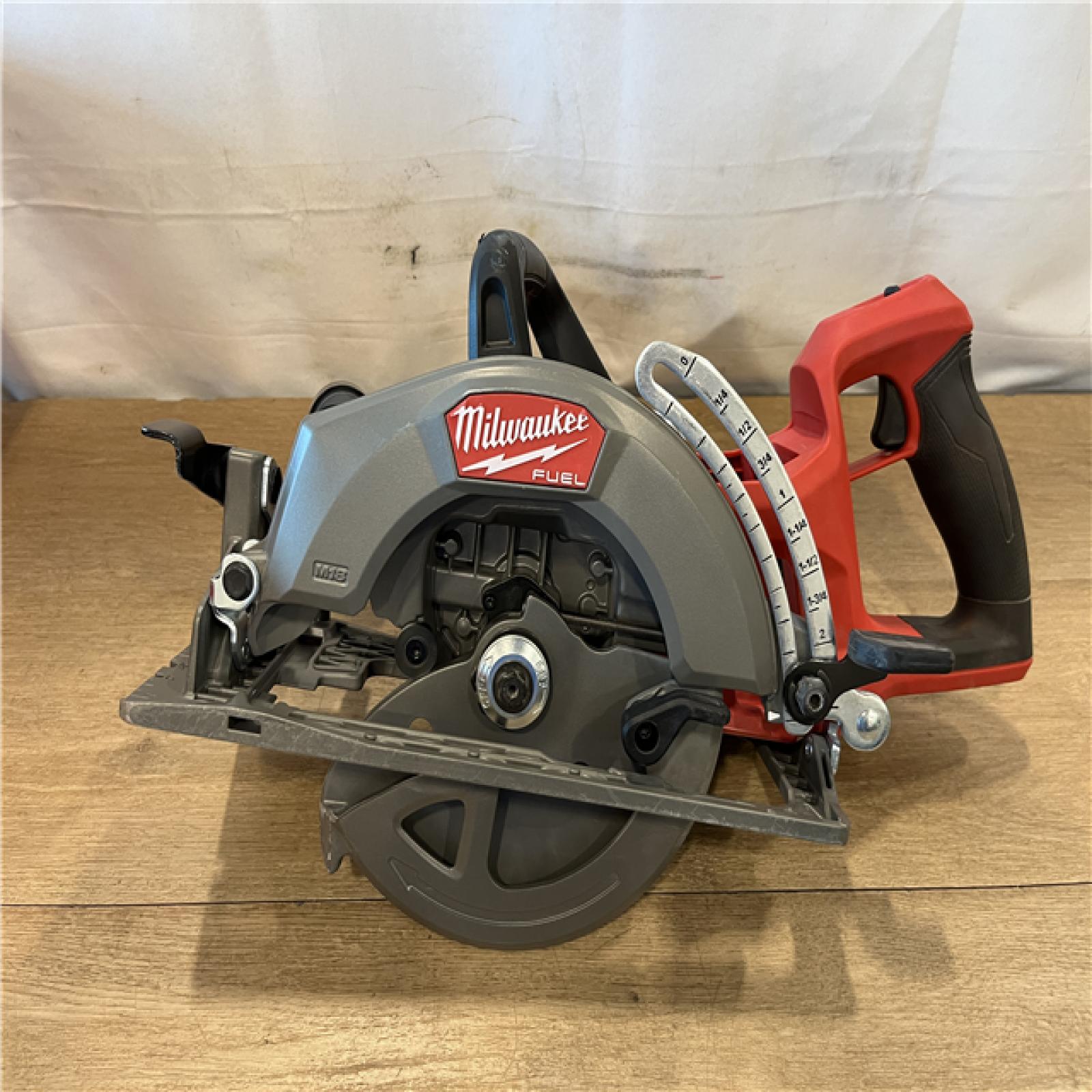 AS-IS Milwaukee FUEL 18V Lithium-Ion Cordless 7-1/4 in. Rear Handle Circular Saw (Tool-Only)
