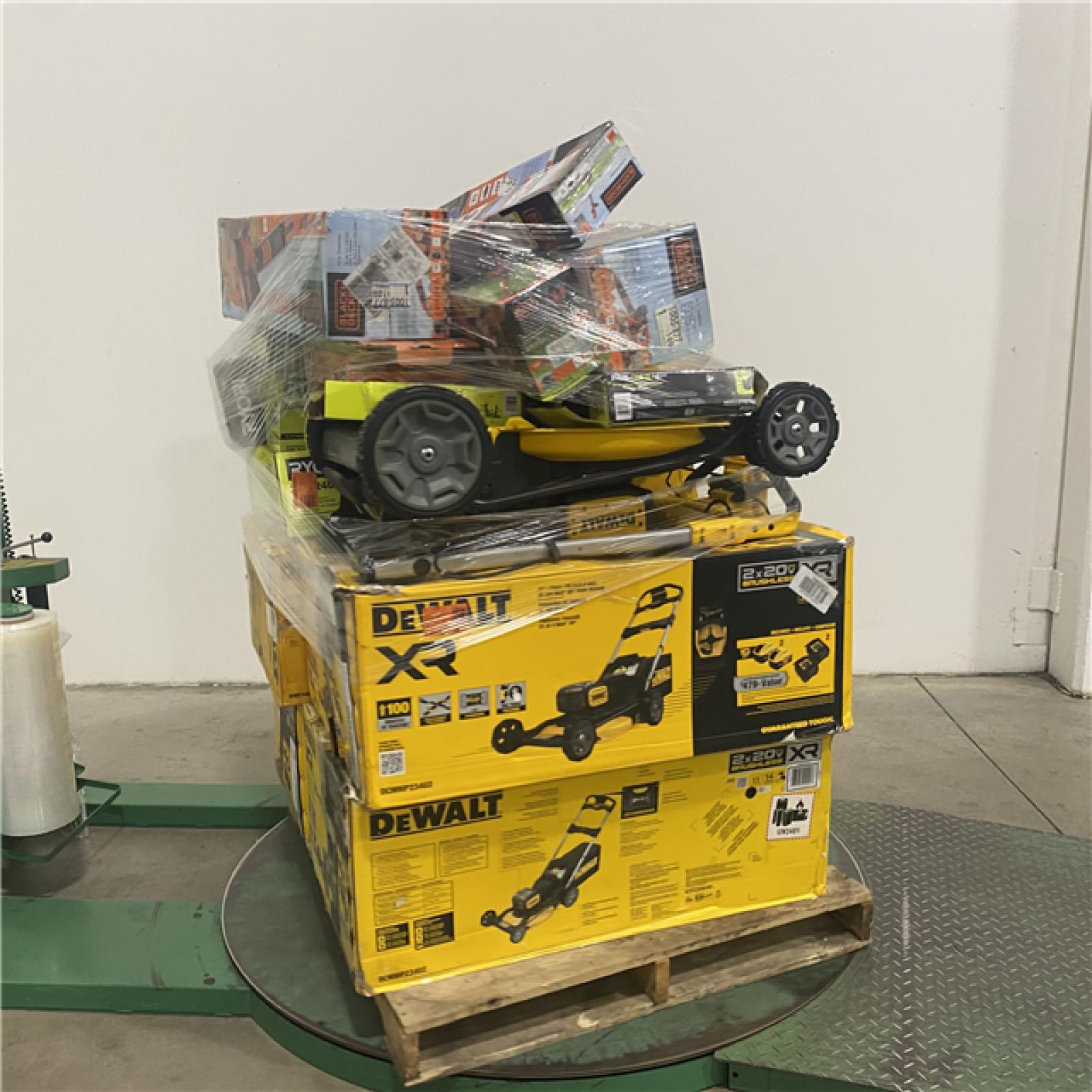 Dallas Location - As-Is Tool Pallet