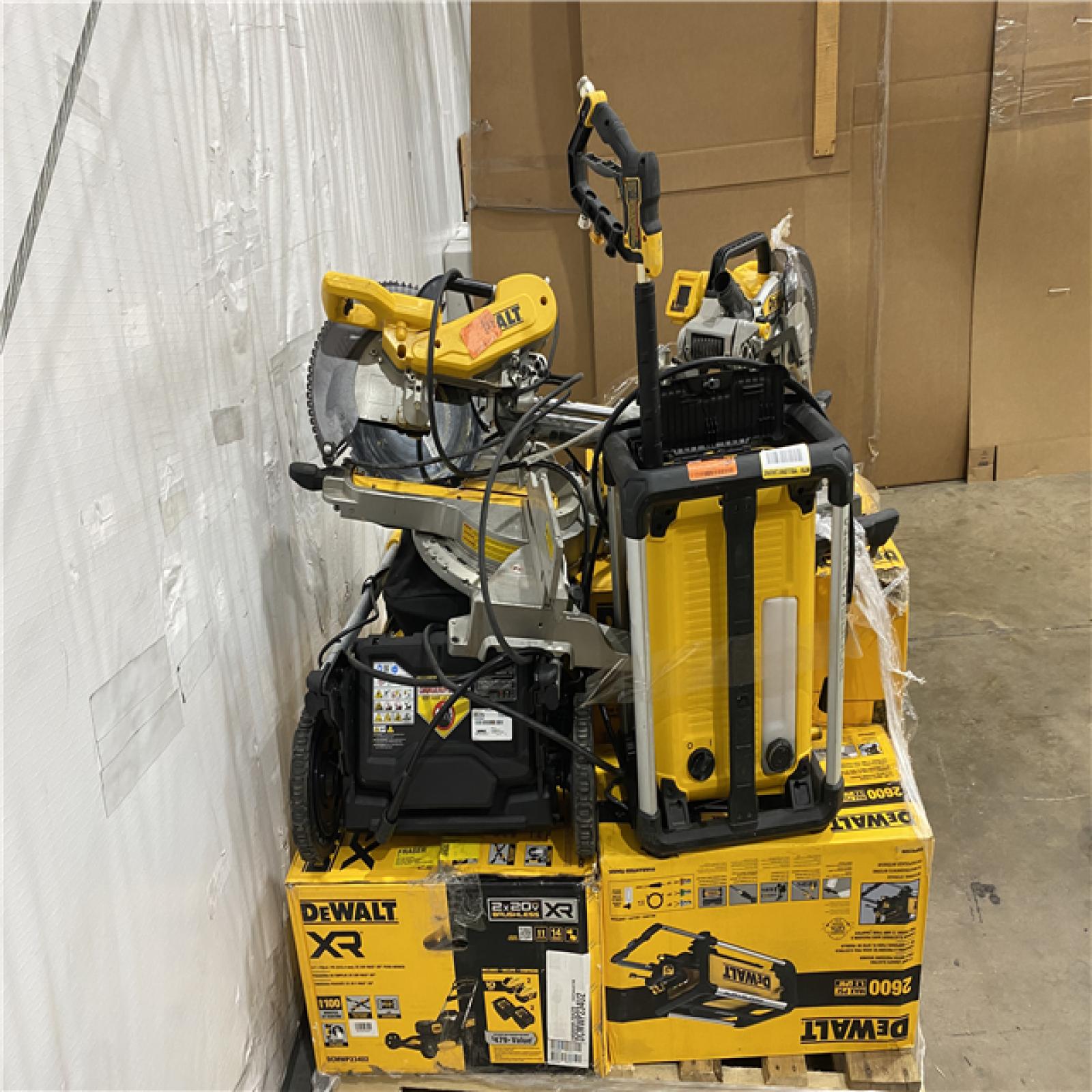 Houston Location AS IS - Tool Pallet