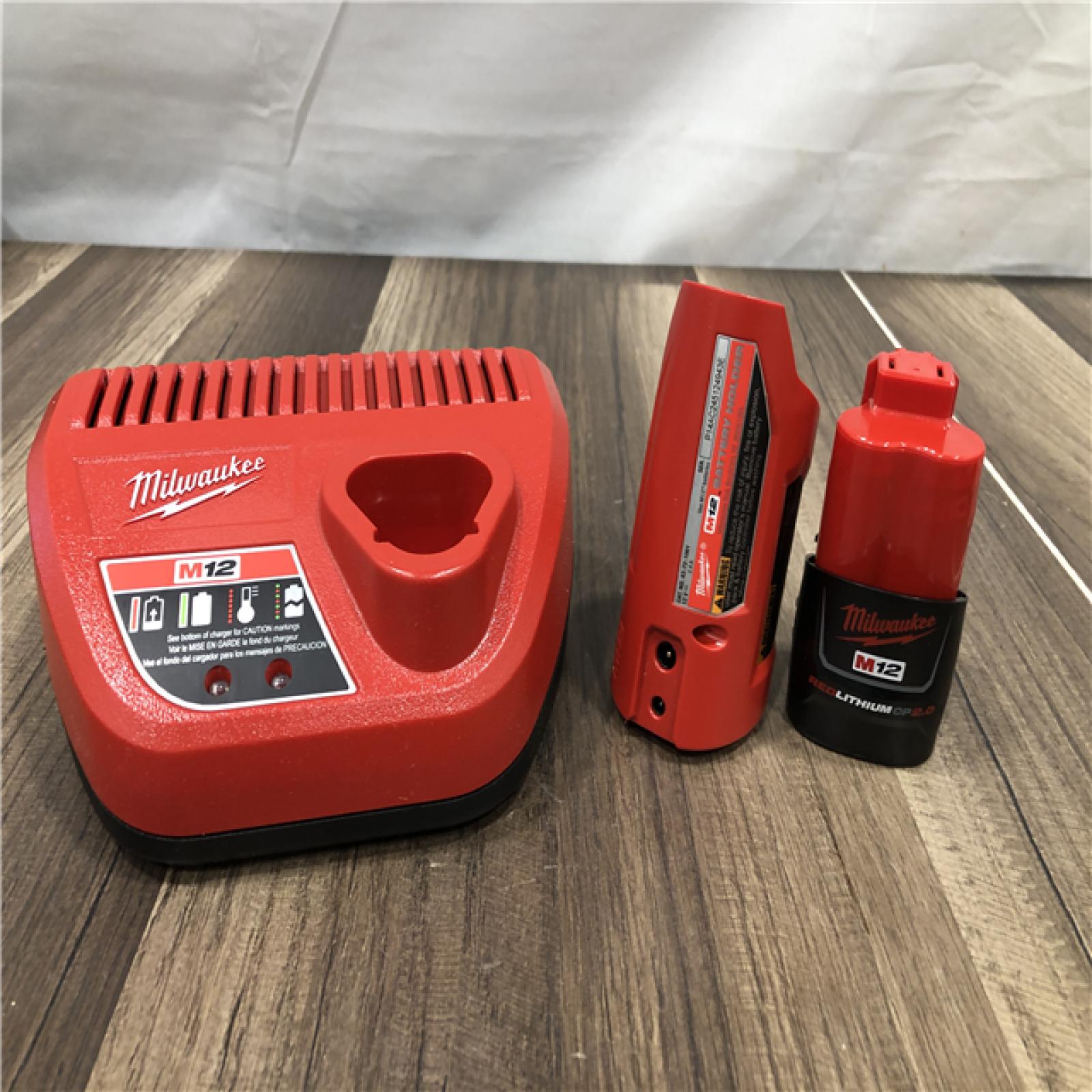 AS-IS Milwaukee Men's Large 12-Volt Lithium-Ion Cordless Gray Heated Jacket Hoodie Kit