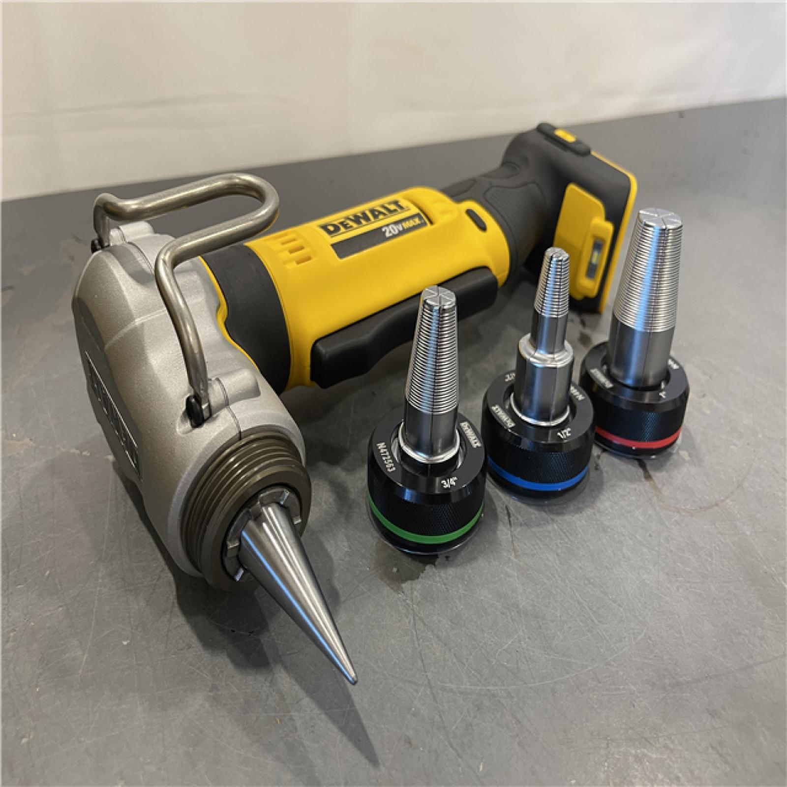 AS-IS - DEWALT 20V MAX Cordless 1 in. PEX Expansion Tool, PEX Expander Grease and Case