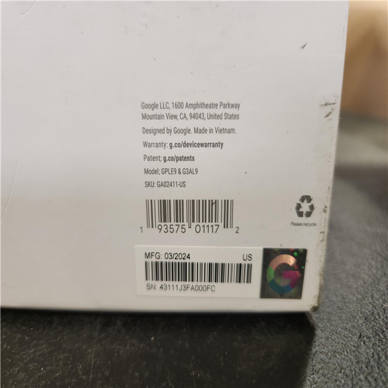 Phoenix NEW Google Nest Cam with Floodlight - Wired Outdoor Smart Home Security Camera