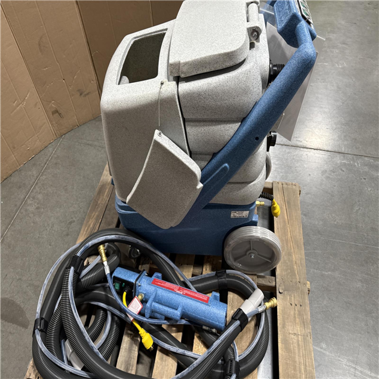 California NEW Galaxy 2000CX-HR Professional 12 Gallon Carpet Extractor includes Accessory Heater Kit